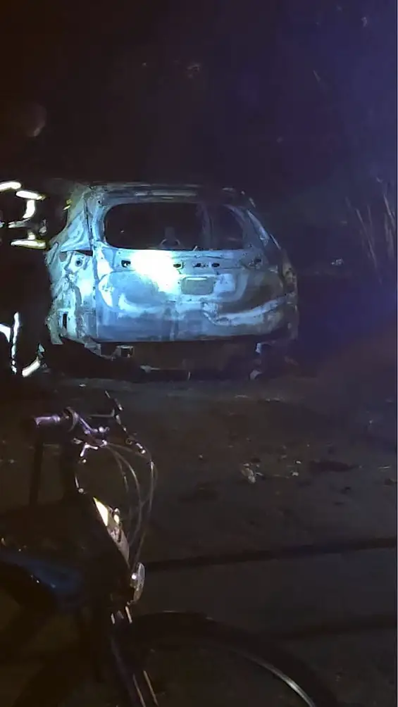 13 Juillet à Meylan : la fête, feux d'artifices … et feu de voiture aux Buclos - L'insécurité progresse fortement sur Meylan aionsi que le nombre de voitures brulées