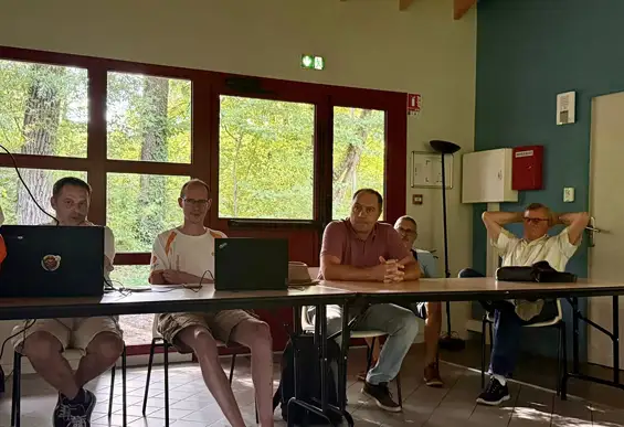 Lors de l’Assemblée Générale de l’association des Archers de Rochasson, j’ai pu retrouver une équipe passionnée et accueillante.