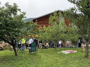 Un apéro guinguette et un bel élan de solidarité à L’Arche de Grenoble