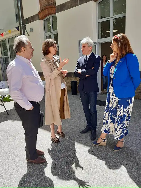 Le Café des sourires : quand la différence crée du lien : À Clermont-Ferrand, aux côtés de mon collègue Jean-Pierre Brenas, pour l’inauguration de l’Arche de Monanges, un lieu de vie pour personnes en situation de handicap, empli de sourires, de rires et de joie.