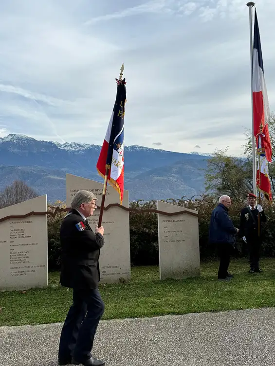 Ce 11 novembre 2025, journée de mémoire et d’unité.