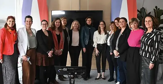 olloque « Égalité professionnelle dans les Régions : quelles actions, quel bilan, quelles perspectives » avec la présence de la Ministre déléguée à l’égalité femmes-hommes, Aurore Bergé