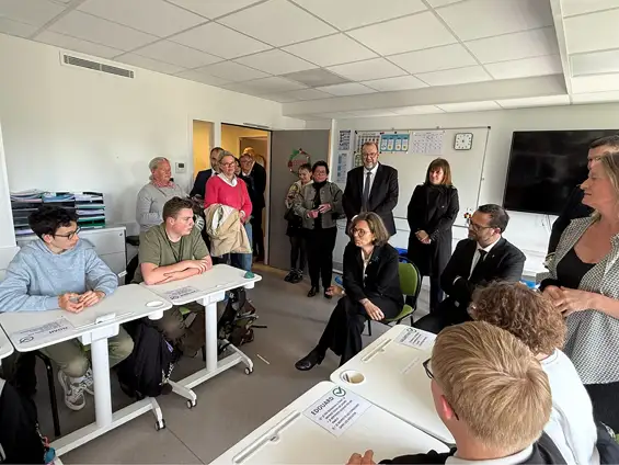 À EKLYA School of Business, à Écully, avec la ministre chargée du Handicap, Camille Galliard-Minier, pour valoriser une école de formation qui fait évoluer les pratiques et les regards sur le handicap.