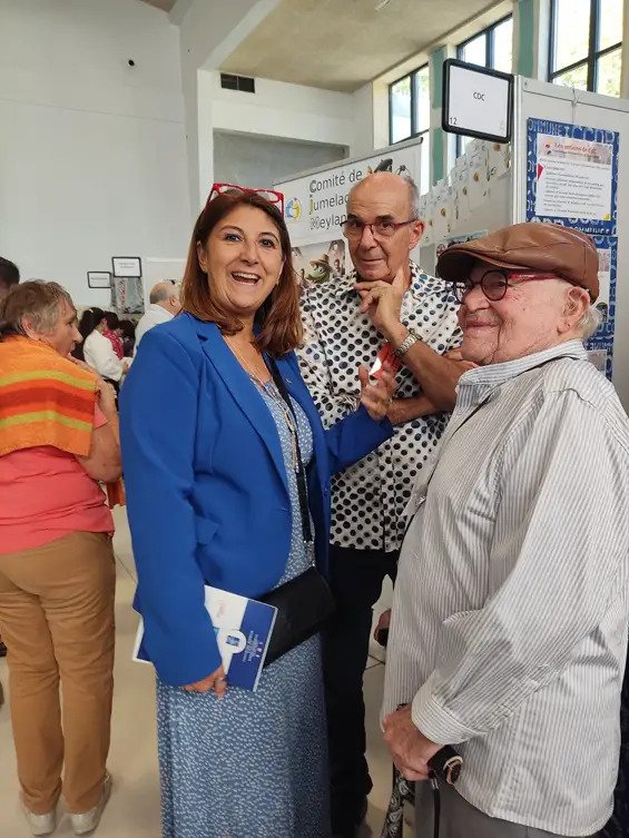 FORUM ASSOCIATION MEYLAN — Retour en images sur quelmques rencontre : Meylan Plongée, Meylan Handball et son équipe de sport adapté, La Folle Avoine, L’Outil en Main, la présidente du Lions Club, le président du club de volley, ainsi que Lezanna Placette, championne de beach volley et participante aux Jeux Olympiques de Paris 2024.
