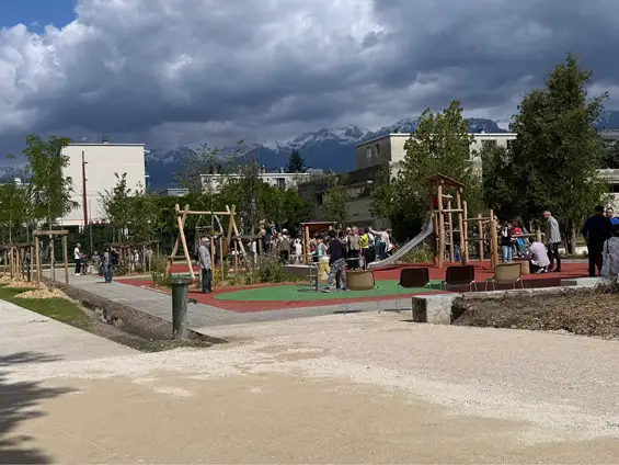 Mi-Plaine : Inauguration de l’aire de jeux inclusive de Meylan