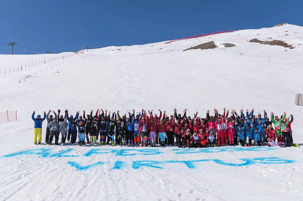 Exclus des Jeux paralympiques d'hiver depuis 1998, les athlètes avec un handicap mental ou psychique réclament leur place. Une tribune nationale et l'exposition "Moi aussi j'veux jouer" appellent à mettre fin à cette injustice avant les Alpes 2030.