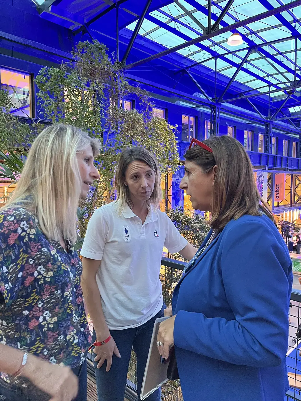 Sandrine Chaix en compagnie de Marie Barsacq, ministre des Sports, de la Jeunesse et de la Vie associative, Marie-Amélie Le Fur, présidente du Comité paralympique et sportif français. 2024 ne doit pas rester une parenthèse dans l’histoire du sport. Prolonger son héritage, c’est entretenir la flamme d’un sport ouvert.
