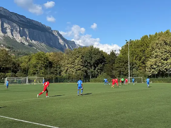 Avec Stéphanie POURRET et Laurent VADON, nous avons applaudi les jeunes footballeurs U16 de l’Entente du Rachais, victorieux 3 à 2 face au GAPS (Groupement jeunes de l’Avant-Pays Savoyard).