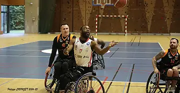 Photo Philippe CROUZET pour le club MGH (Match contre DOUAI le 22 février 2025 au gymnase du Charliax — victoire 75-63 pour le MGH))