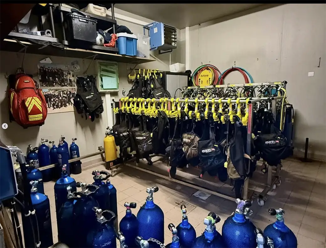 Ce matériel de plongée trouvera désormais sa place dans la camionnette du club à la prochaine sortie.