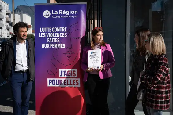 Parler peut sauver. Faisons reculer les violences faites aux femmes.