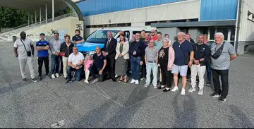 Remise officielle des clés du Minibus 9 places offert club de football de Domène, l’ASJF
