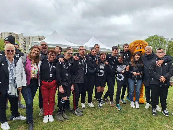 Ce week-end, sur le terrain, j’étais présente à Seyssins pour le Challenge de rugby adapté « Les Fabulous Rugby ».