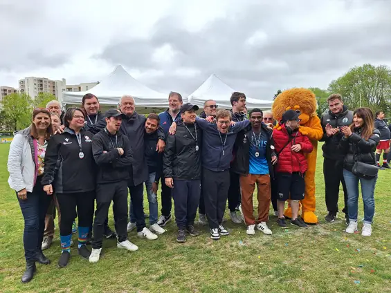 Ce week-end, sur le terrain, j’étais présente à Seyssins pour le Challenge de rugby adapté « Les Fabulous Rugby ».