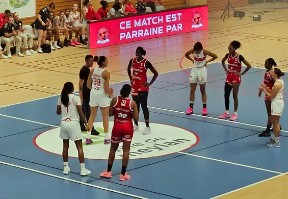 Les partenaires du BCTM Féminin étaient récemment à l’honneur lors d’une belle soirée au Golf d’Uriage. Pour l’occasion, les joueuses avaient troqué maillots, shorts et baskets contre robes de soirée, escarpins et bijoux. Une parenthèse élégante et conviviale, où l’esprit d’équipe s’est exprimé autrement — autour d’un sourire, d’un éclat de rire, d’une même passion.