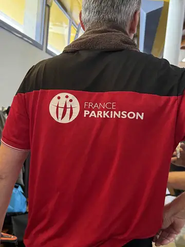 Ce dimanche, à La Tronche, se tenait la première édition du tournoi de tennis de table pas comme les autres, organisé par le TTTMG (Tennis de Table de La Tronche Meylan Grenoble) en partenariat avec Olivier Rajon, ambassadeur du “ping parkinsonien”.