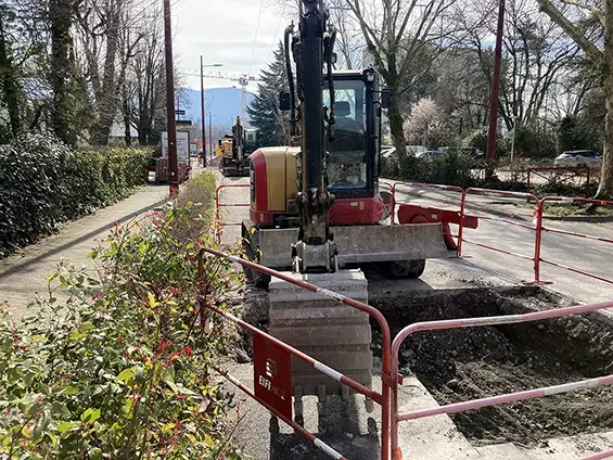 Chantier sur la rue des Aiguinards l’irresponsabilité de la Métropole et de la mairie